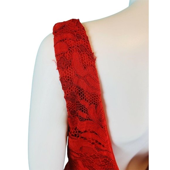 Dave & Johnny Formal Gown Women's Size 9/10 Red Lace Deep V Full Length Dress - Picture 6 of 11